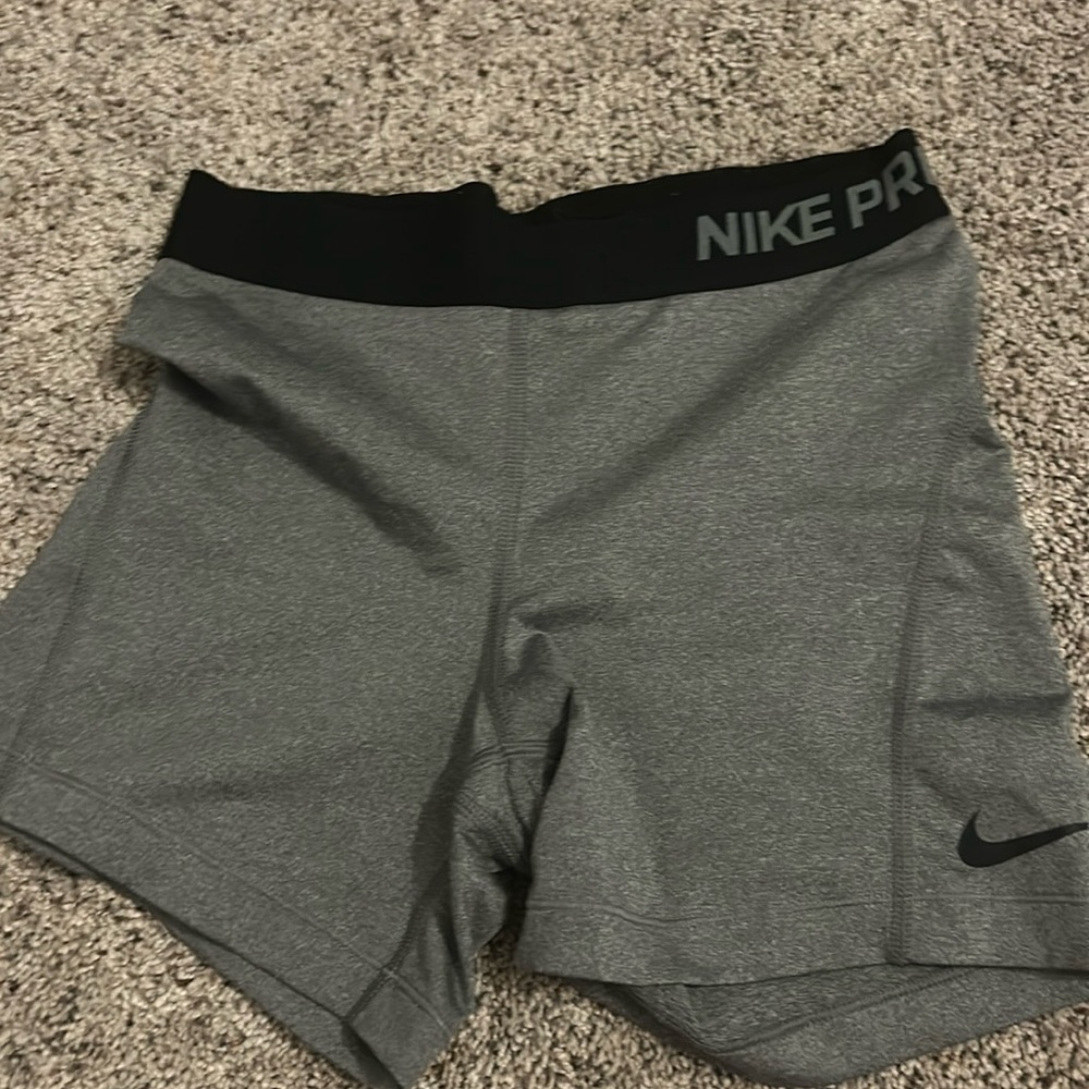 nike pros